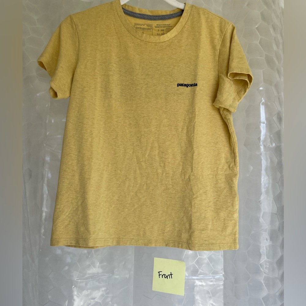 Patagonia Logo Responsibili-Tee Women's Size Small in Surfboard Yellow